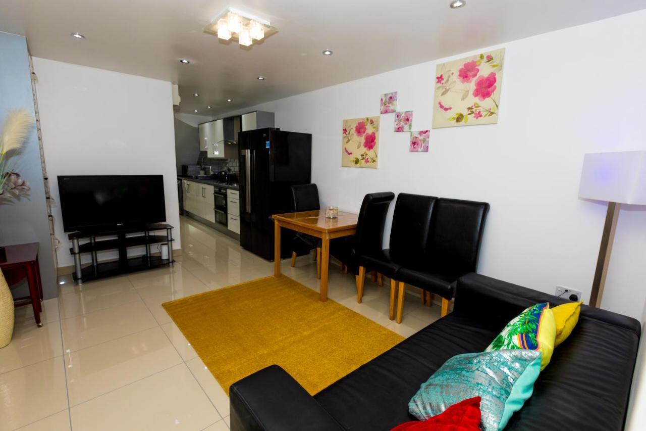 Comfortable Stay In Shirley, Solihull - Room-2 מראה חיצוני תמונה